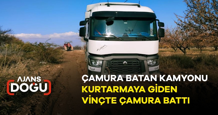 ÇAMURA BATAN KAMYONU KURTARMAYA GİDEN VİNÇTE ÇAMURA BATTI