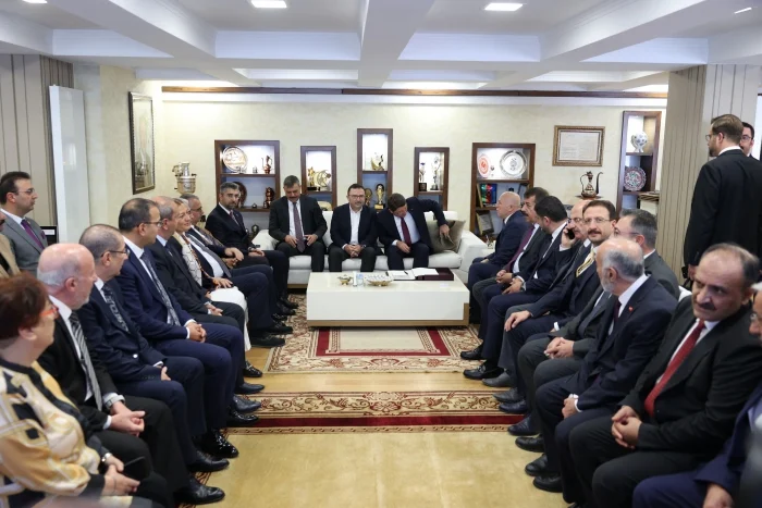adalet bakani yilmaz tunc erzurum da 1727428026