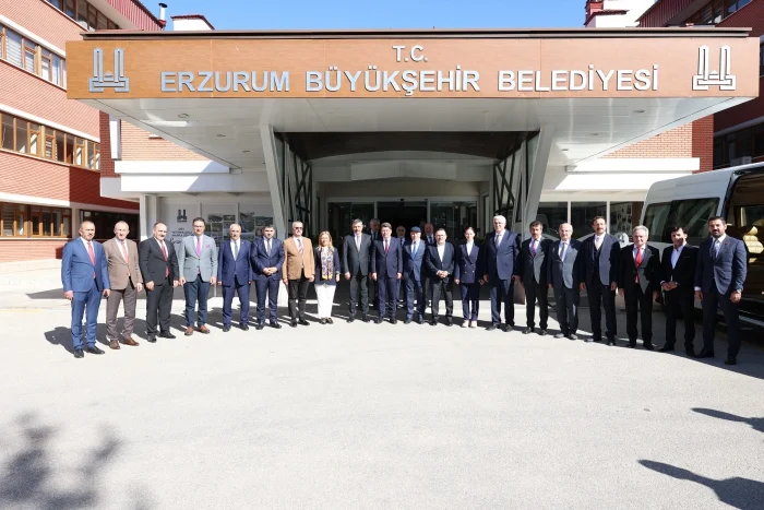 adalet bakani yilmaz tunc erzurum da 1727428036