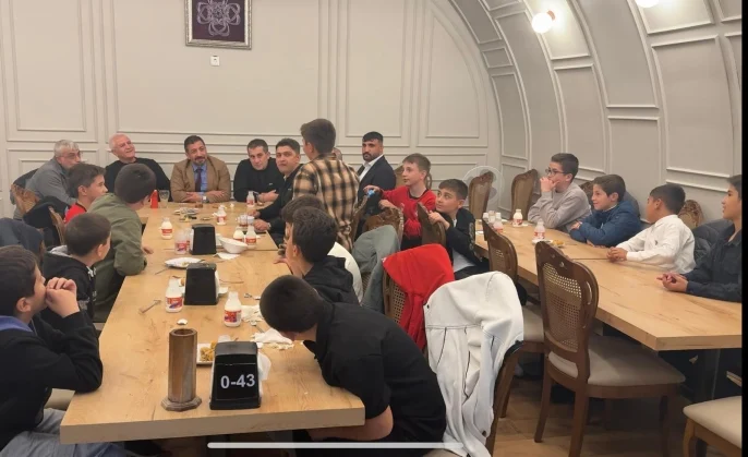 ataturk universitesi gures takimi ndan birlik ve motivasyon yemegi 1761200043