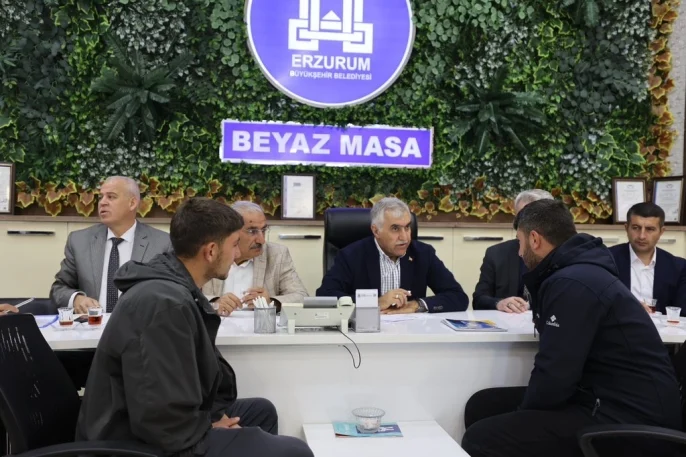 erzurum buyuksehir de halk gunu bulusmasi 1759477069