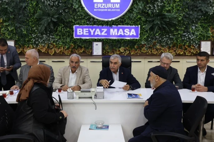 erzurum buyuksehir de halk gunu bulusmasi 1759477072