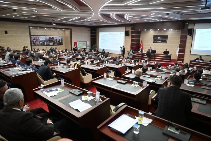 erzurum da kamu yatirimlarinin 2025 raporu aciklandi 1761237958