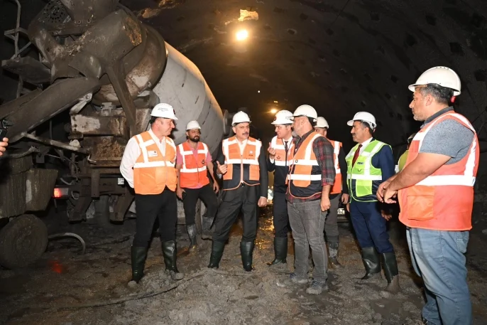 erzurum valisi kirik tuneli ni denetledi 1757588773