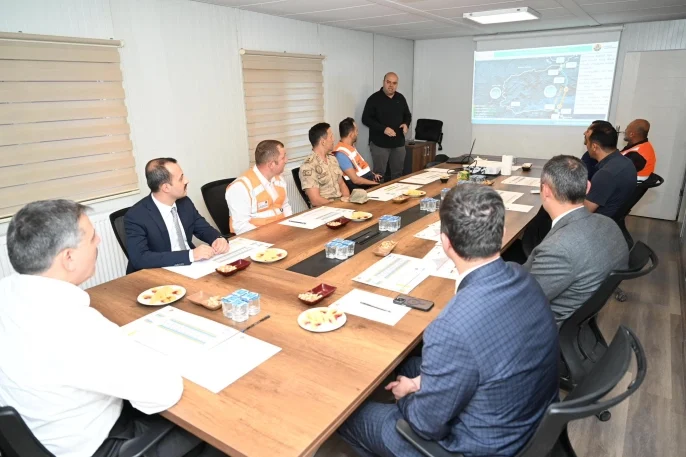 erzurum valisi kirik tuneli ni denetledi 1757588774