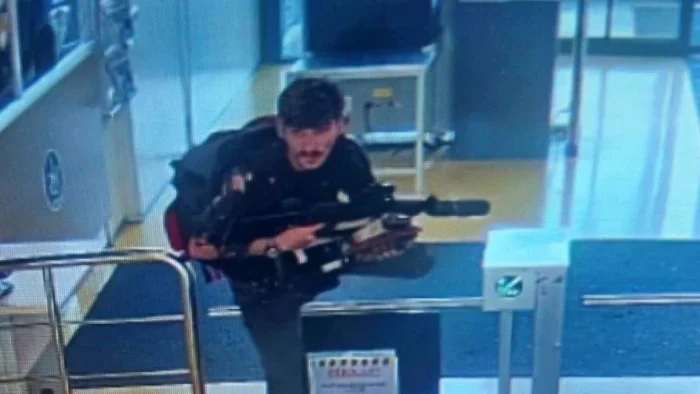 iste tusas tesisine saldiri ani 1729696528