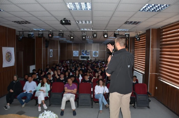 polisten ogrencilere teror bilgilendirmesi 5736 2