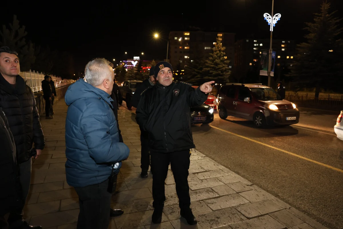 i̇l emniyet müdürü karaburun asayiş uygulamasını yerinde inceledi