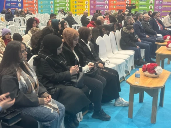 kitap fuari nda gazeteciler konustu 33266 3 600