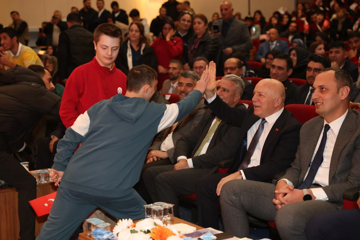 photo 2025 12 03 16 48 16 1200