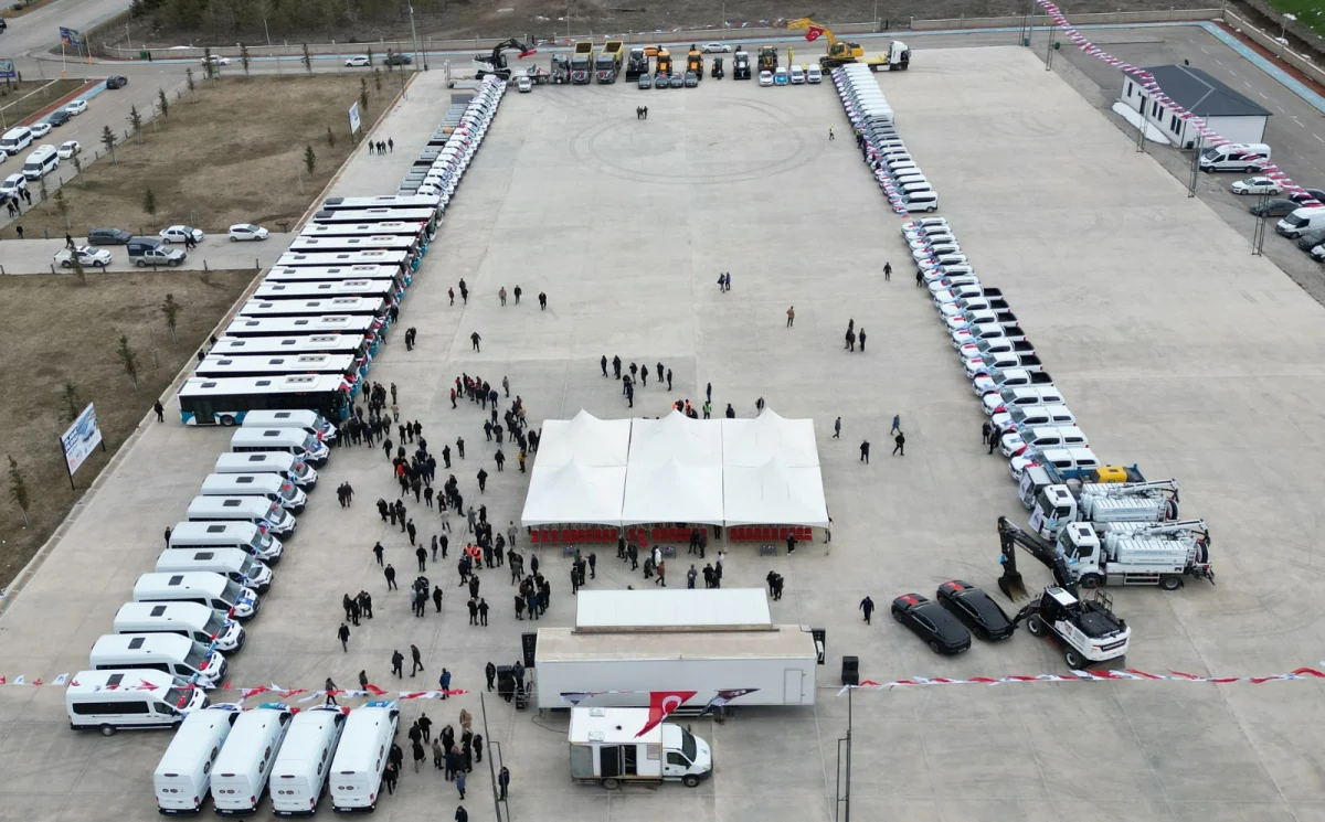 buyuksehirden-678-milyonluk-yatirim-20-arac-filosu